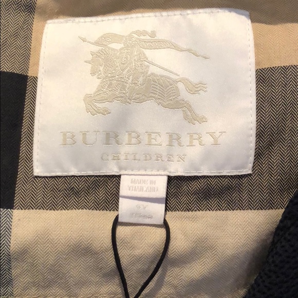 Authentic Burberry Jacket! Navy Color - Picture 4 of 8